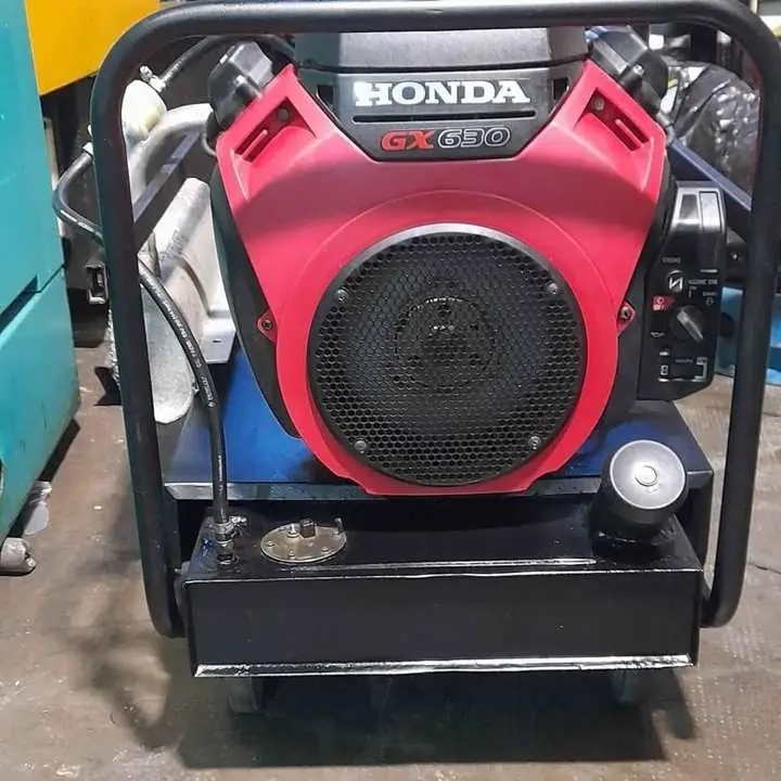 Grupo electrógeno 10 kva monofasico Honda japonés (147 horas de uso)