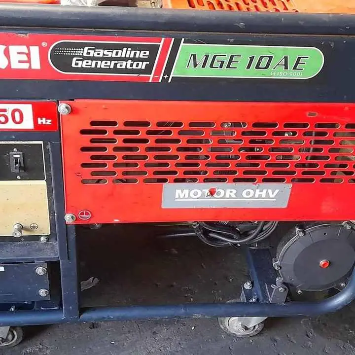 Grupo electrógeno 9.5KVA monofasico a nafta
