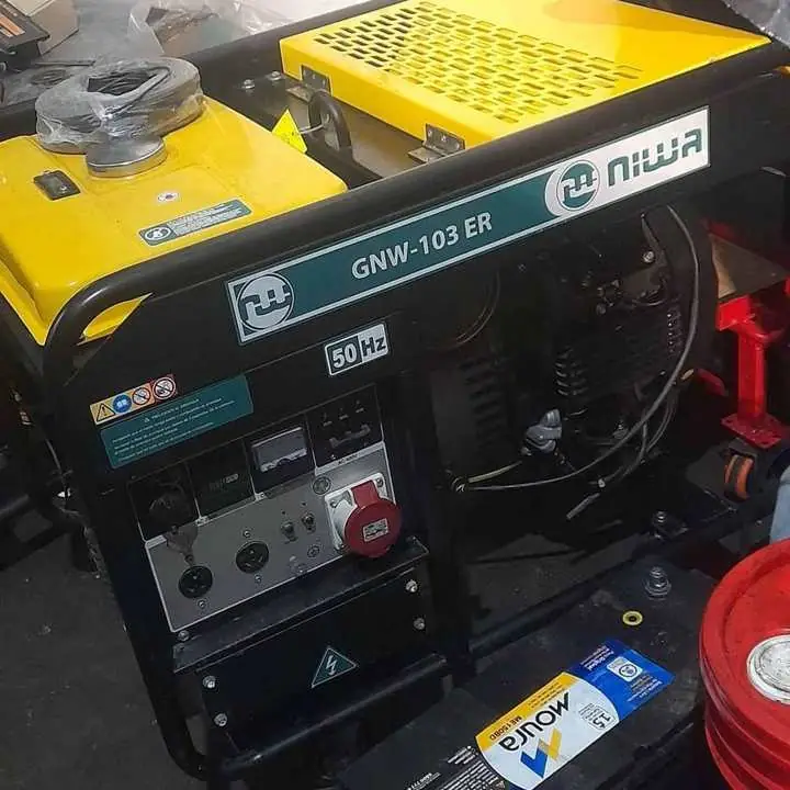 Generador 10.5 kva trifasico /monofasico, solo 34 horas de uso