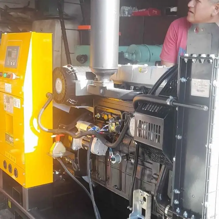 Grupo electrógeno 40 kva trifasico diésel okm