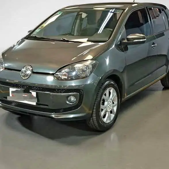 Volkswagen Up! 5 P High | 2015 148.000 km $14.500.000