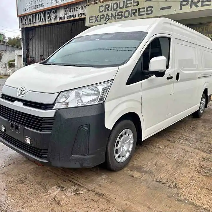 Toyota Hiace L2H2