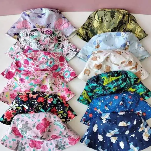 Pilusos gabardina estampada 54 cm contorno niños