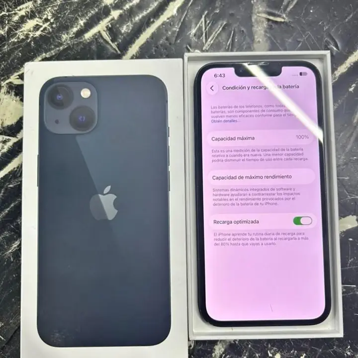 iPhone 13 128 GB — Batería 100%