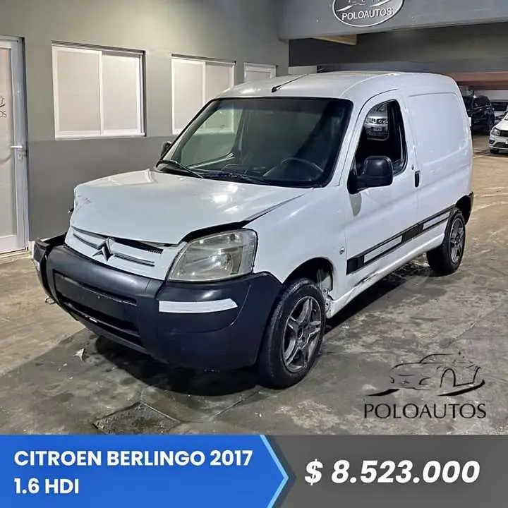 2017 Citroen Berlingo 1.6 HDI en Marcha Chocada Poloautos