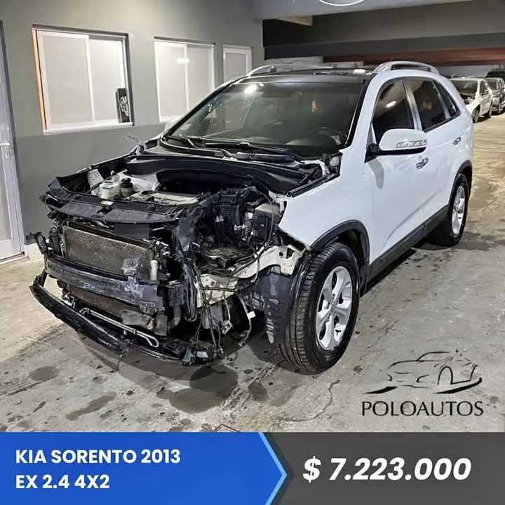 2013 Kia Sorento EX 2.4 4X2 en Marcha y Andando Chocada Poloautos