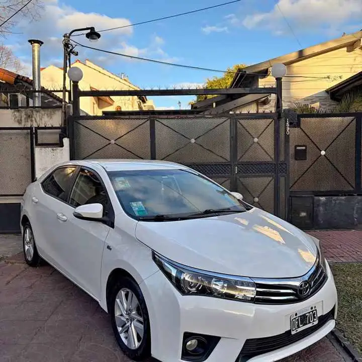 Toyota Corolla XEI 1.8 AT 2014