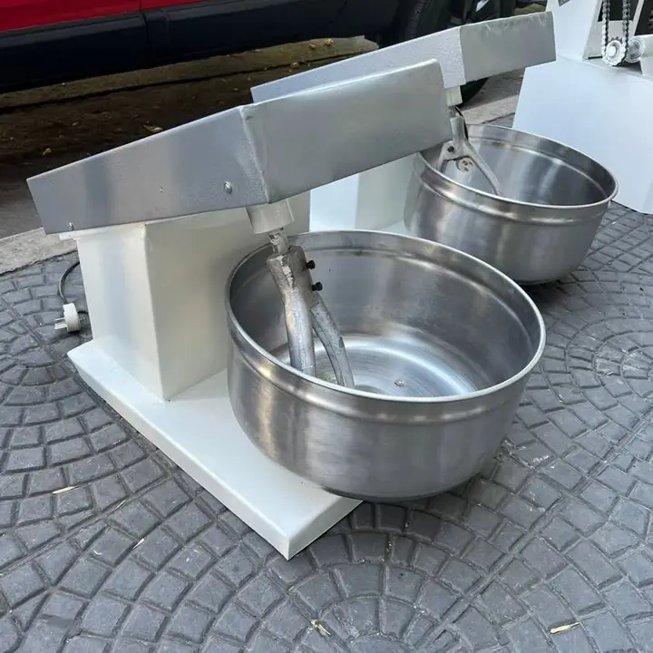 Vendo amasadora de 20k con envío gratis