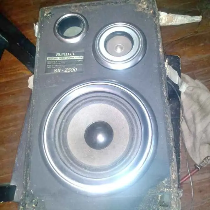 Parlante aiwa sx z590