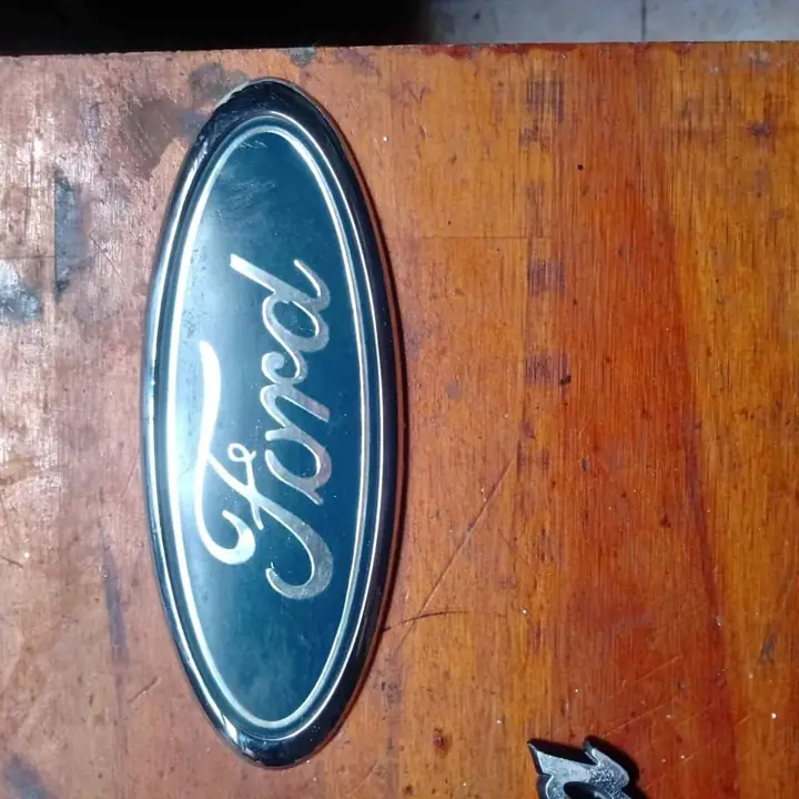 Ingsinia ovalo de Ford de Ecosport