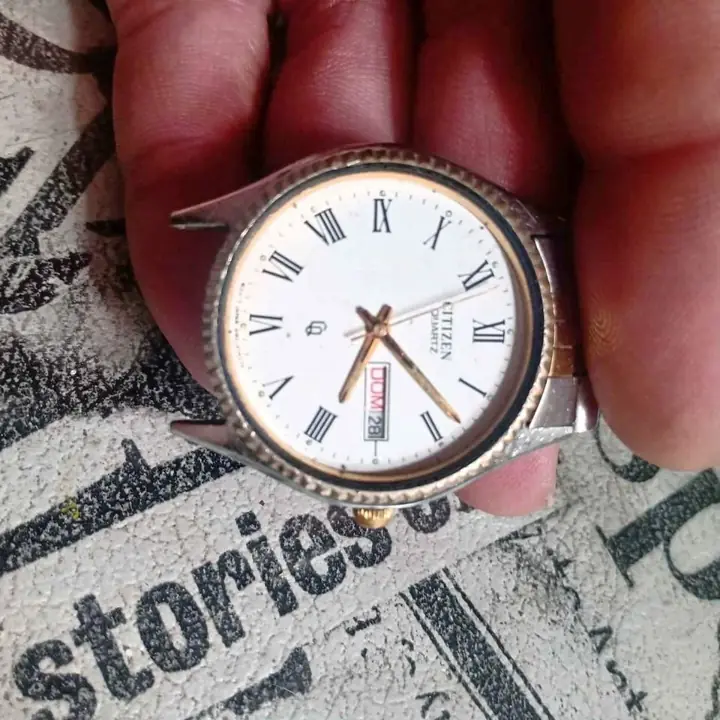 Reloj citizen original sin malla sin vidrio sin pila