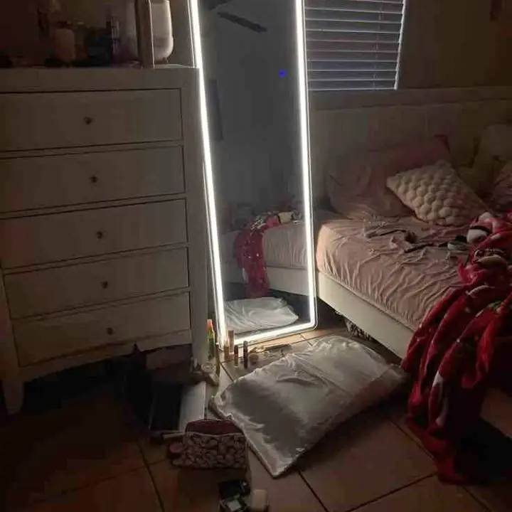 Espejo Vestidor Luz Led Tiene Esmerilado Listo para Colgar