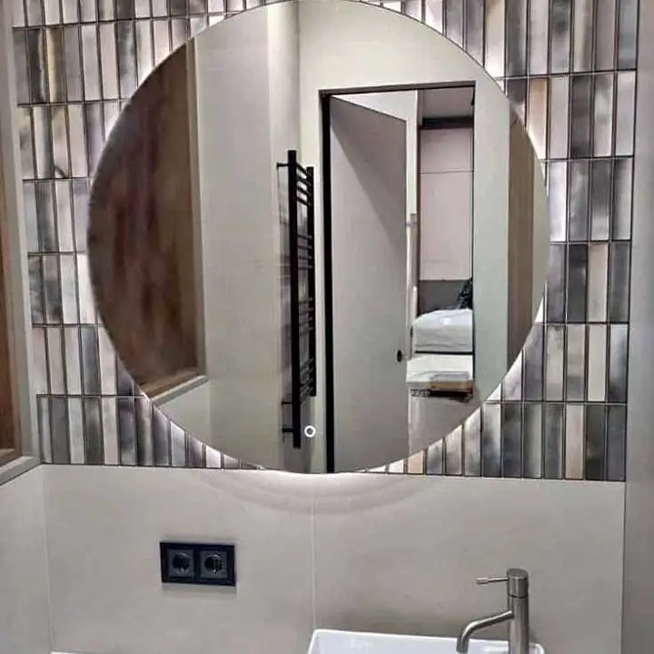 Espejo circular para peluquería o baño moderno listo para circular