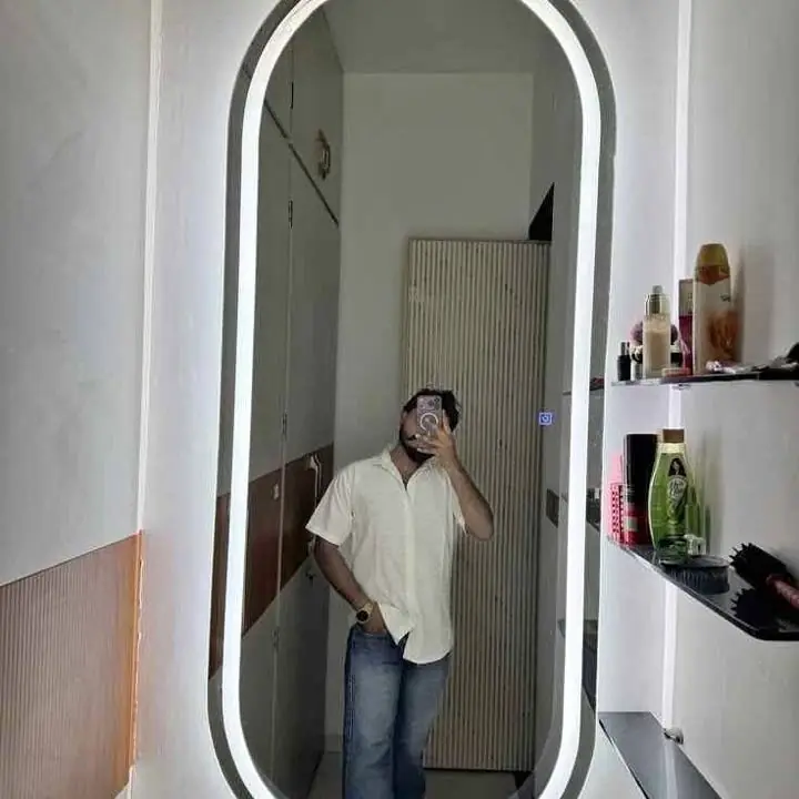 Espejo Vestidor Pildora Luz Led Touch Listo para Colgar No Distorsiona la Imagen