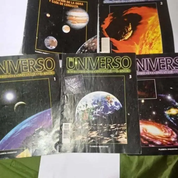 Fascículos+universo+planeta