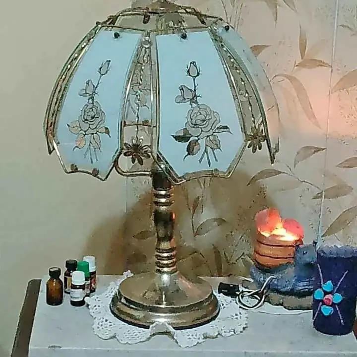 Lámpara de mesa antigua
