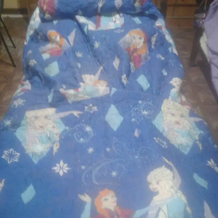 Cubrecama azul de frozen reversible