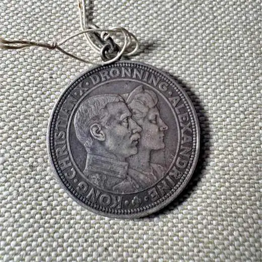 Medalla de plata antigua