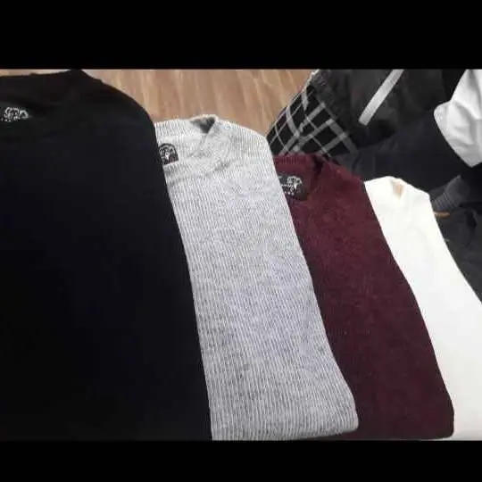 Venta por mayor y menor en sweaters poleras buzos a solo 1200