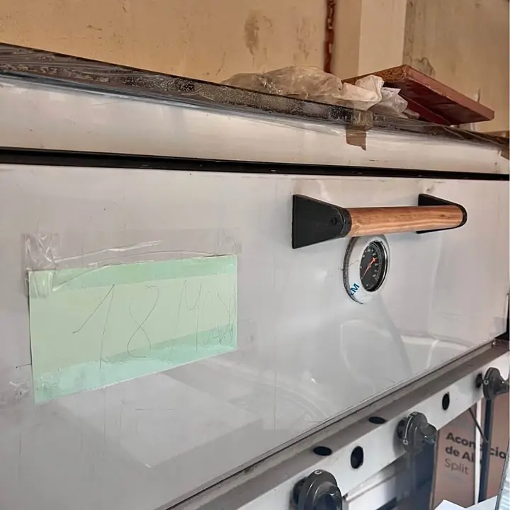 Horno pastelero 18 moldes nuevo