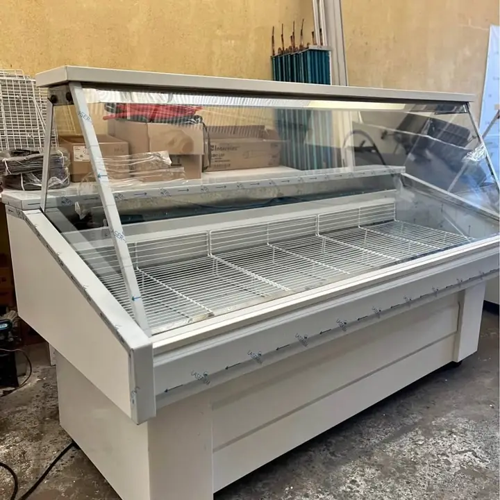 Batea vidrio recto 2mts/ heladera mostrador