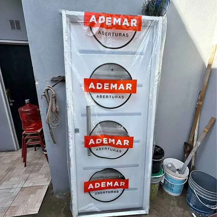 Puertas ademar de exterior en stock!