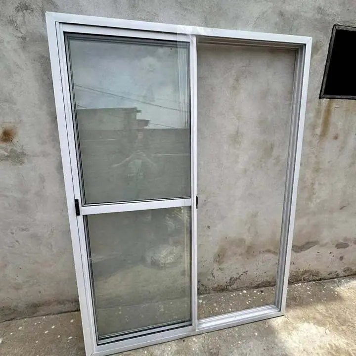 Ventana balcon vidrio entero