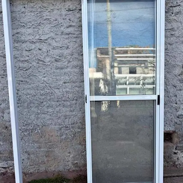 Vendo Aberturas de aluminio todas las medidas en stock consultar