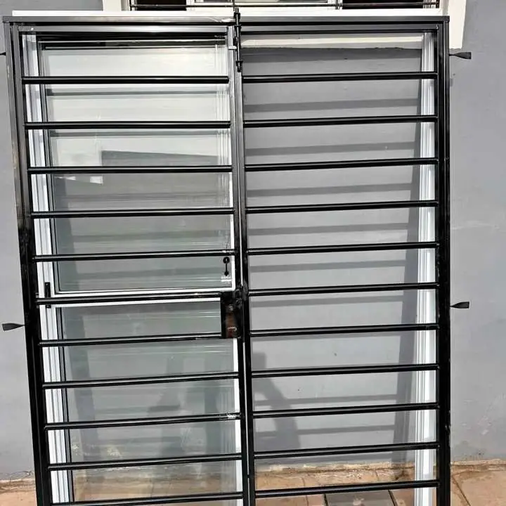Vendo combo 1,50x2,00 ventana balcón con reja