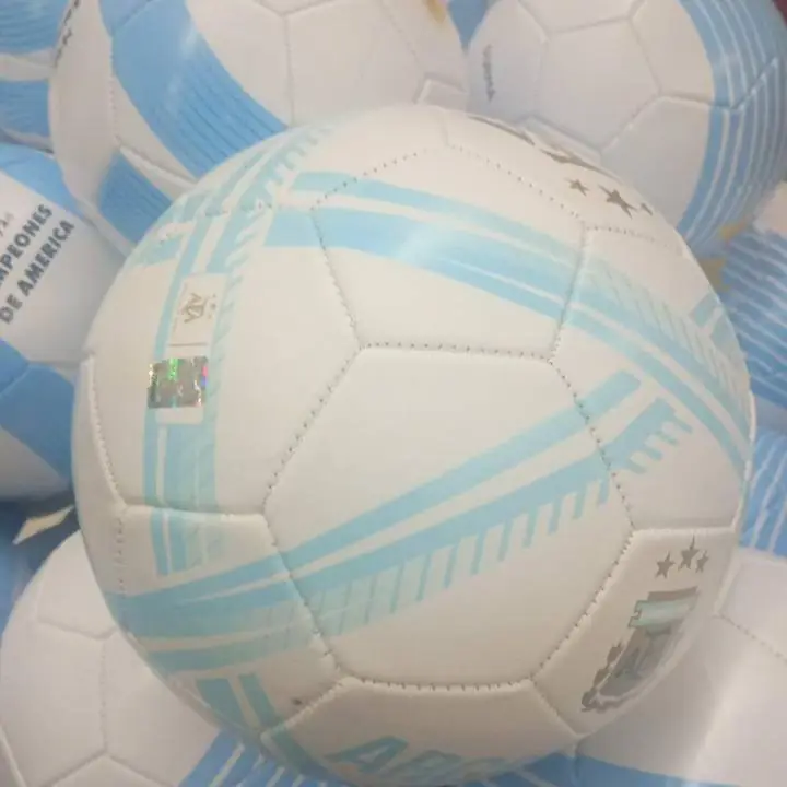 Pelotas de futbol