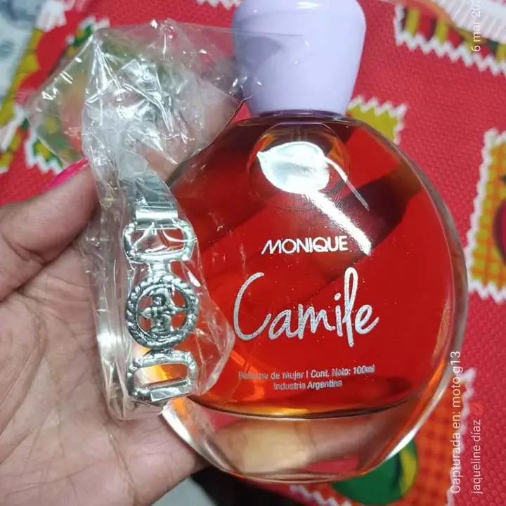 Perfume monique Camile + brasalete