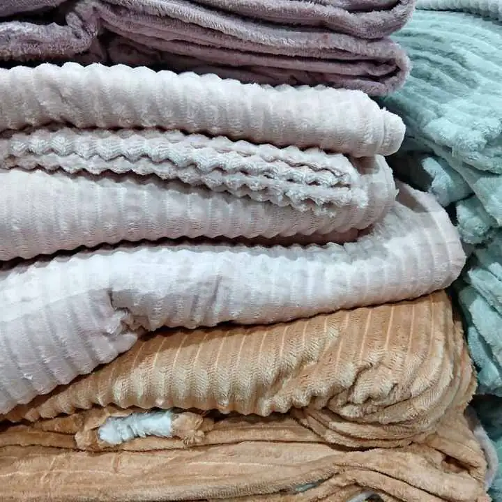 Mantas de pluss con corderito