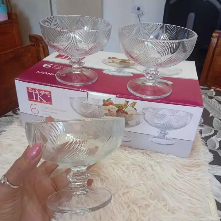 Copas de helado gruesas