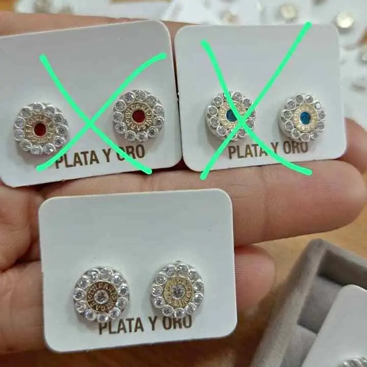 Aritos plata y oro con piedritas