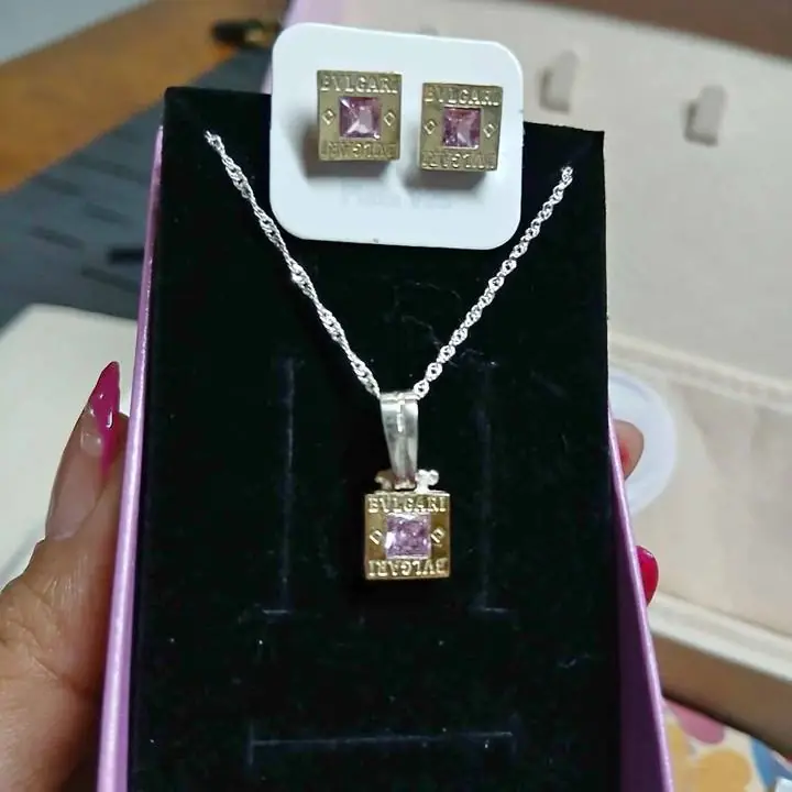 Combo cadenita + dije + Aros plata y oro