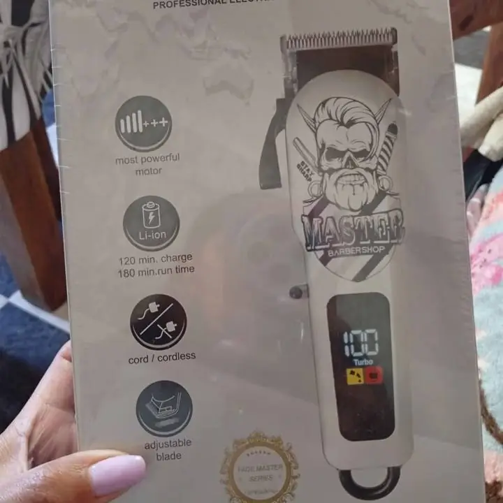Máquina de cortar pelo profecional