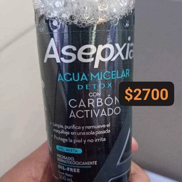 Agua micelar detox