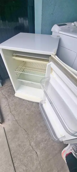 Heladera bajo mesada usada con garantía