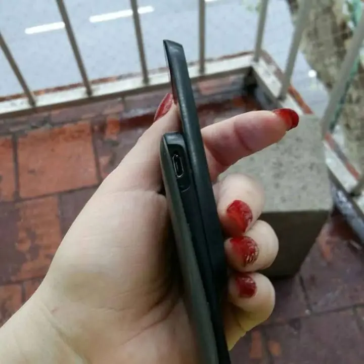 Teléfono LG-A200