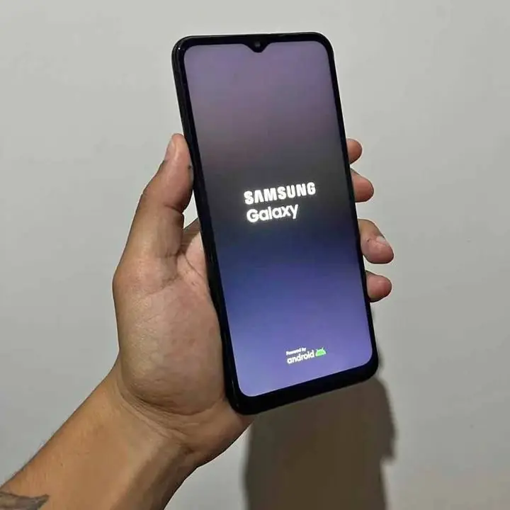 Samsung galaxi a04