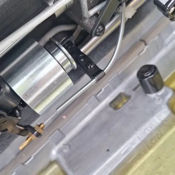 Maquina de pespunte recta