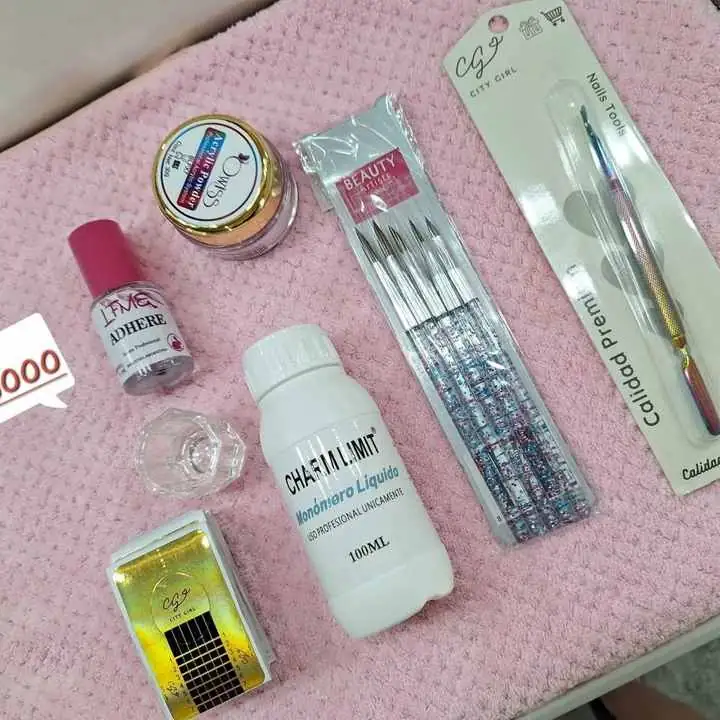 Uñas.. acrilicas, polygel, semipermanente