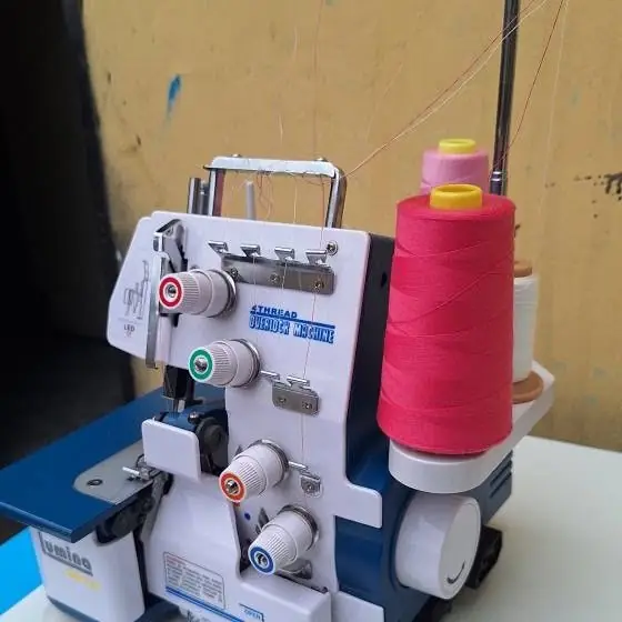 Overlock 4 hilos
