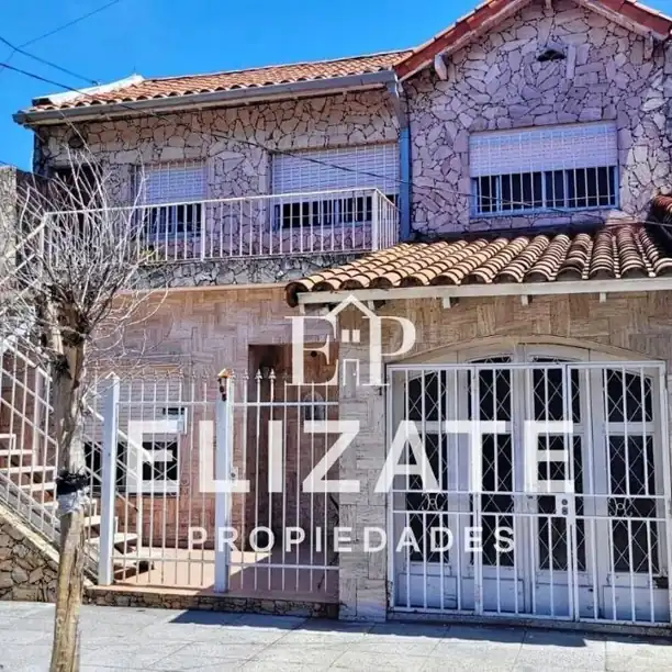Venta – Casa Multifamiliar en Excelente Zona de Ramos Mejía