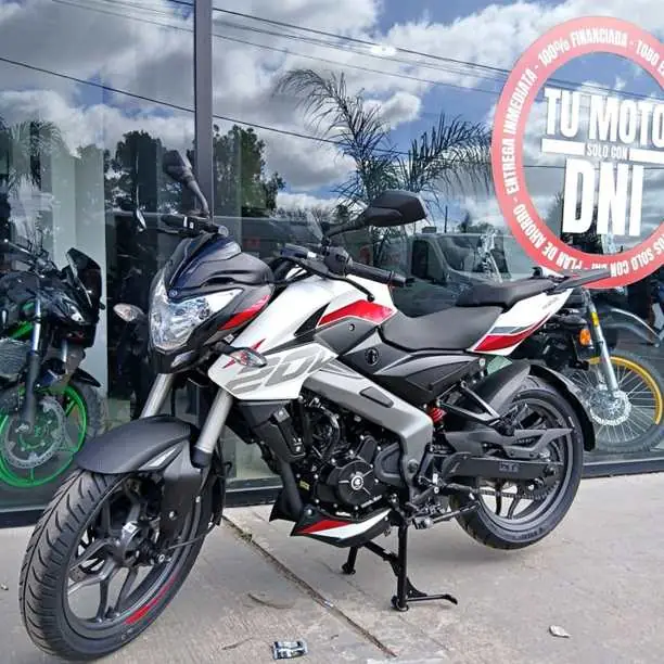 Rousser ns200