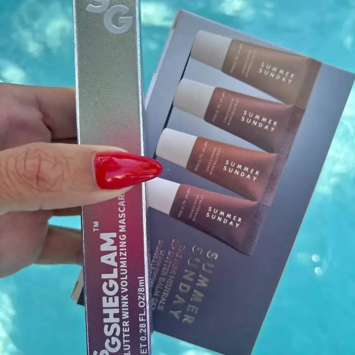 Caja de gloss x 4 unidad + Rimel pelo x pelo Sheglam ! Envíos o entregas personales
