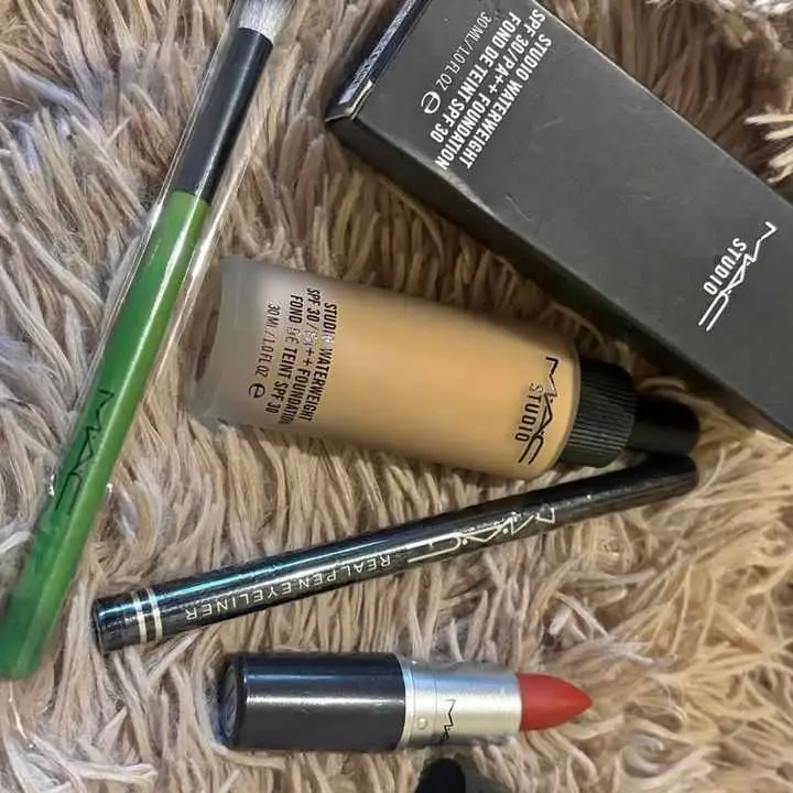 Box completo de maquillaje envíos o entregas personales