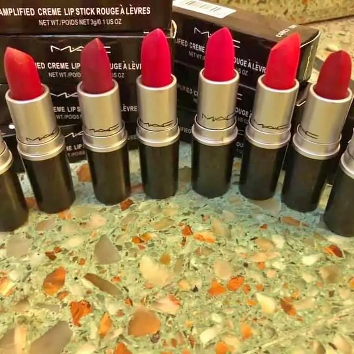 Rubor dúo Mac + labial mate barra color a elección