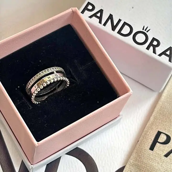 Anillo talle 16 tamaño chico en su estuche sin uso !
