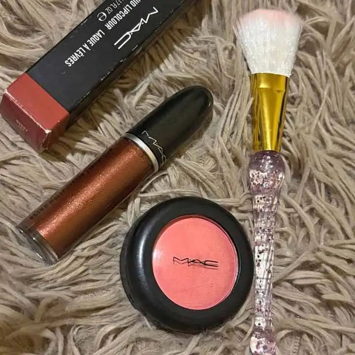Rubor Pink Mac + paleta de Anastacia + labial Mac + brocha de regalo